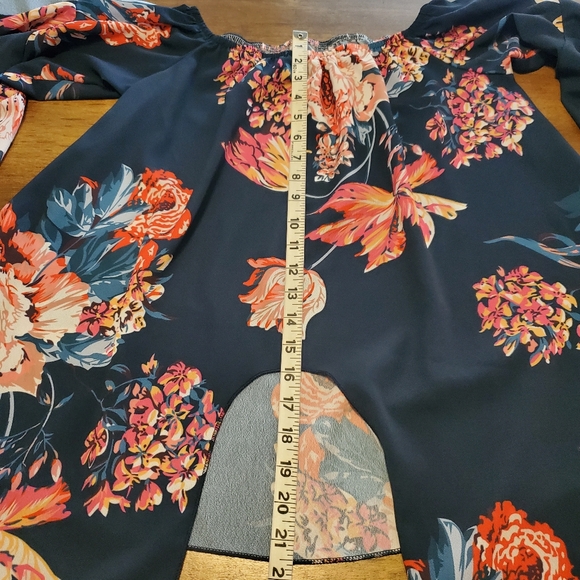 Floral Cropped Tie Front Vacation Top Off The Shoulder Medium - Picture 8 of 9